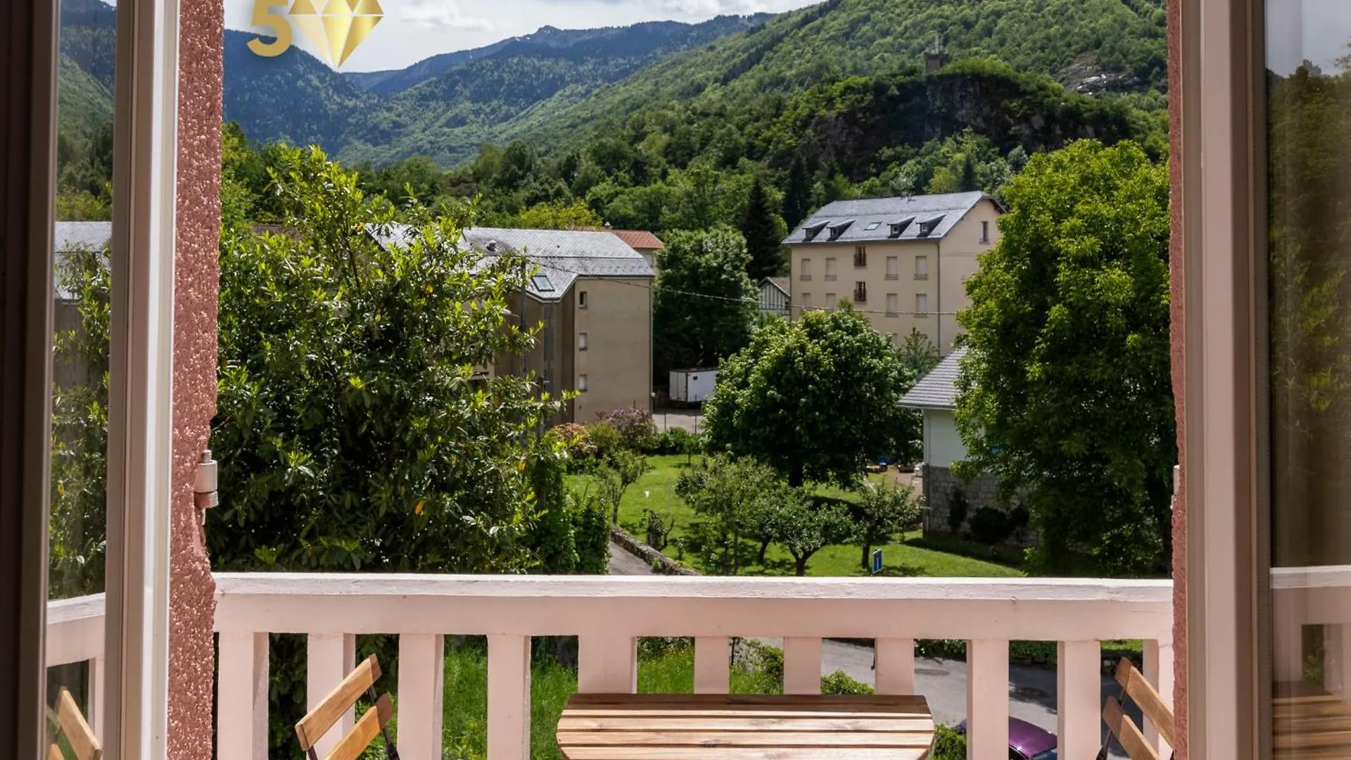 Le Grillon De Pongo Elegant T2 Avec Balcons Apartamento Ax-les-Thermes 0*,